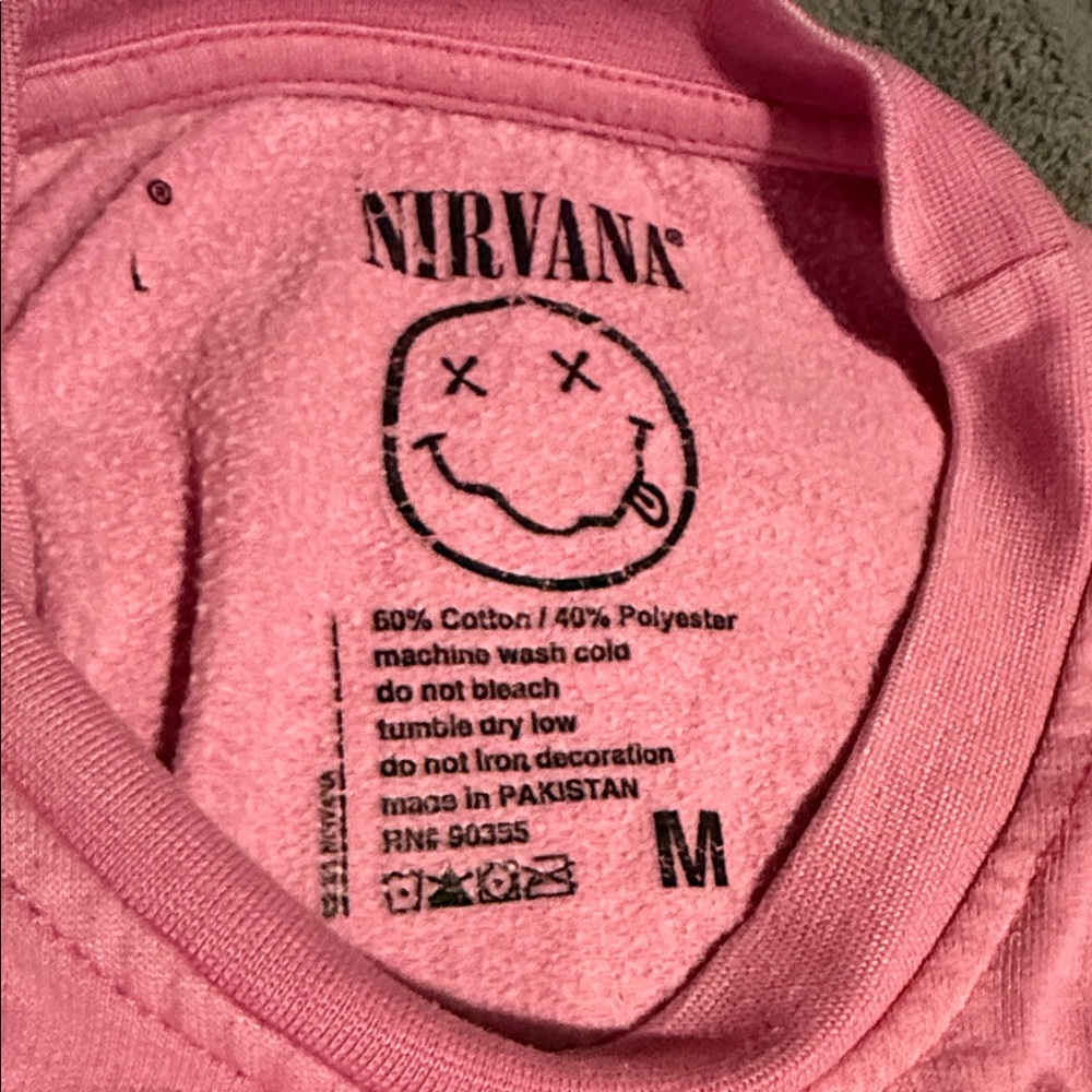 NIRVANA Pink and Yellow smiley face Graphic Sweatshirt size medium - Picture 5 of 9